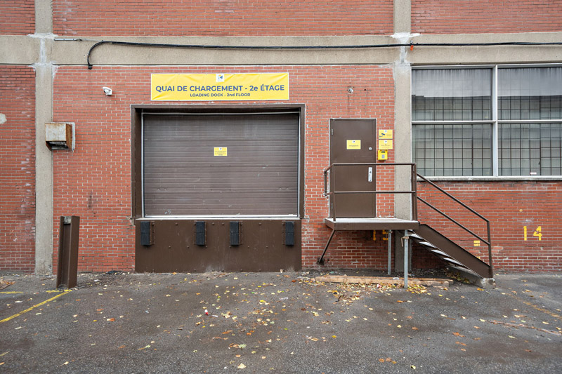 2nd-floor-loading-dock-montreal-mini-storage-ahuntsic-cartiervi-2